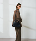Sac à main moyen modèle Emie en cuir lisse et nubuck